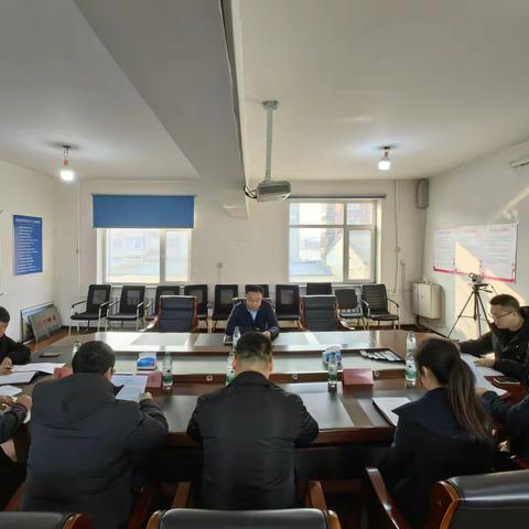 区人大副主任柏峰到四方台镇政府调度信访维稳和巡察整改工作