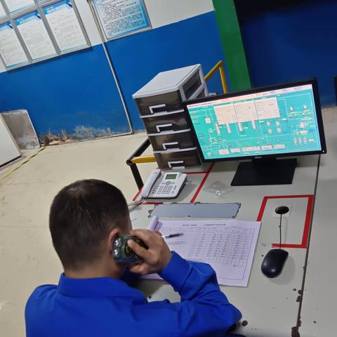 回二脱硫樊金鹏班组晃电演练