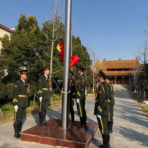 建安区二高高三年级升旗仪式：奋斗两百天，逐梦向未来