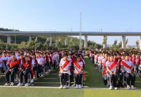 榜样引领方向，奋斗成就梦想