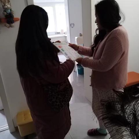 垃圾分类进家门，绿色生活惠全民