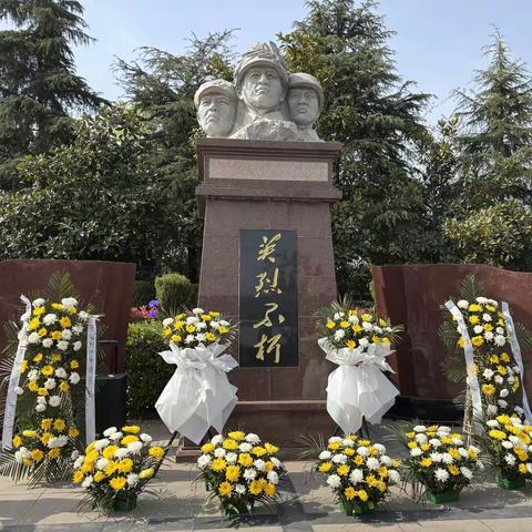 以英烈精神为光  照亮时代逐梦路 ——阳逻街第四小学清明祭英烈活动