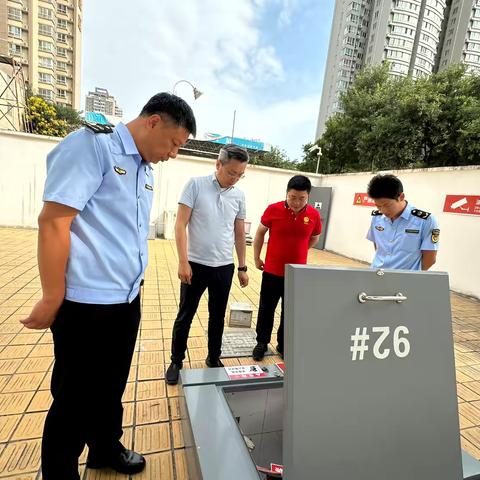 未央区应急管理局王楠副局长带队开展“中秋”节前安全生产检查