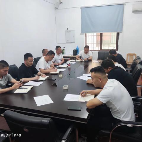 黑臭水体大整治大排查