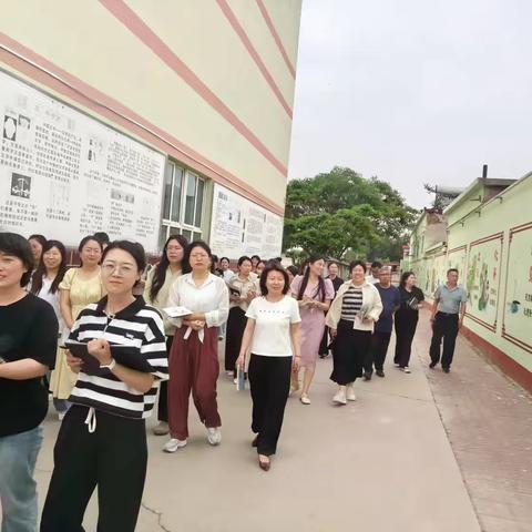 北汉学区教学常规管理暨档案规范管理工作现场会
