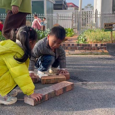 搬砖搭建灶台