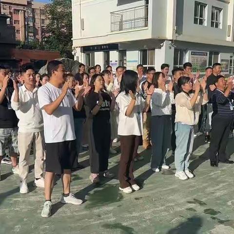 "音"你同行，遇见新成长—合作市音体美教师赴城关区南河小学跟岗观摩学习活动