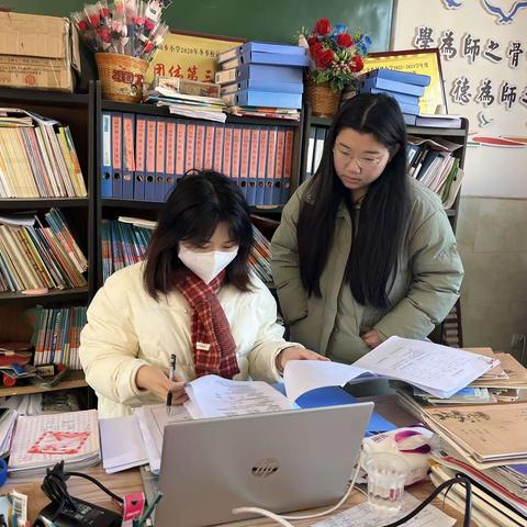 立足常规，精耕细作——广信区铁山小学进行教学常规检查