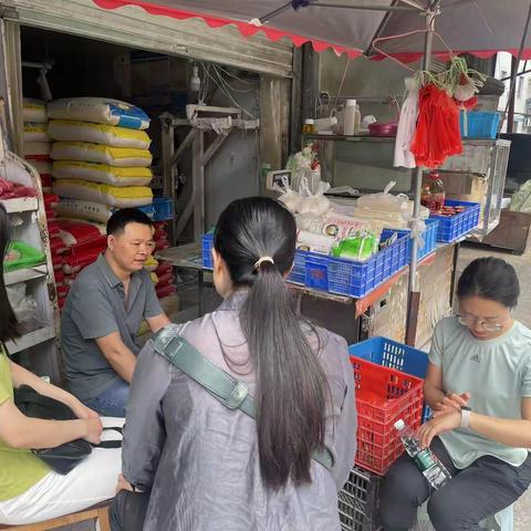 窦庄中学开展重点关注学生家访周活动