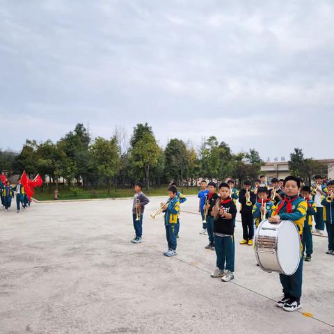 童心飞扬，元旦快乐——黄泥小学举行庆元旦活动