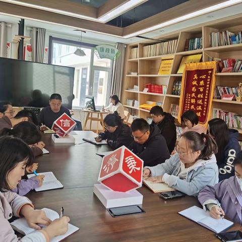 东街街道下东社区10月12日工作日志