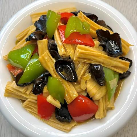 烟火润童心 食育启新智 —— 浚州北关小学食育课堂之家常烧腐竹
