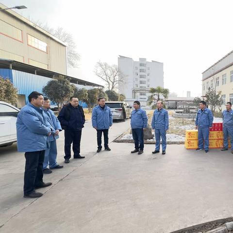 "春节慰问送温暖，年味浓情更深"——公司领导慰问职工