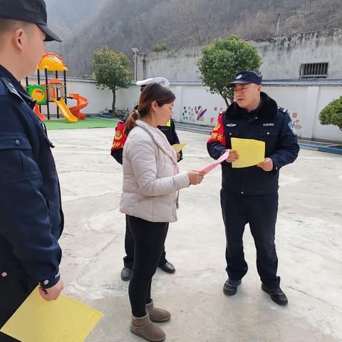 消防安全，常伴“童”行——茅坪镇腰庄河教学点消防安全演练