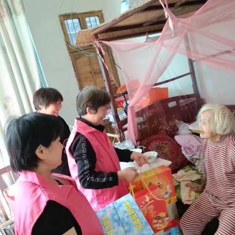 九九重阳节，浓浓敬老情