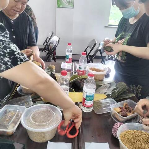 粽情端午，情暖夕阳