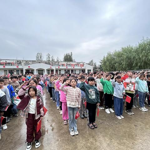 山河披锦绣，盛世写华章——郑州航空港区大营小学迎国庆系列主题活动