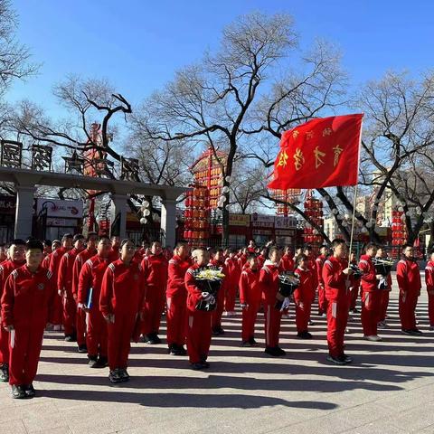 缅怀革命先烈    传承红色基因——讷河市育才学校清明节祭扫活动