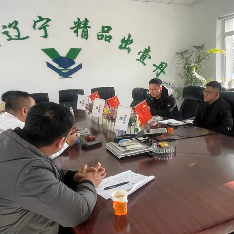 经开区副主任乔伟深入火连寨街道召开招商引资项目协调会为项目推进破解难题