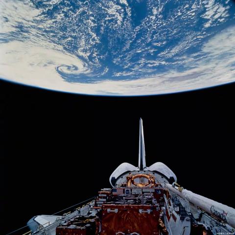 中国航空航天科技主题展明日开展