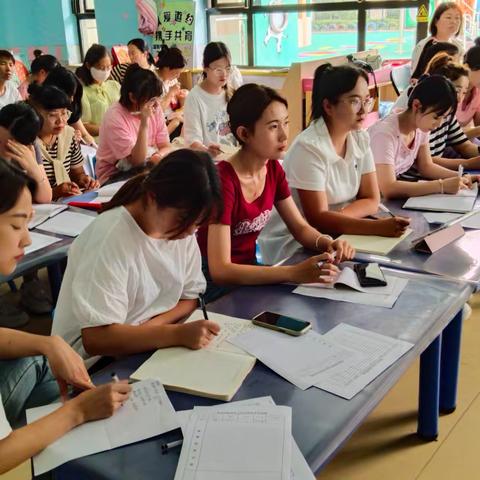 “初秋相见， 幼遇美好”灵武市格林贝儿幼儿园——2023年秋季开学工作部署会议