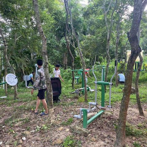 江边乡土眉村持续开展人居环境卫生整治