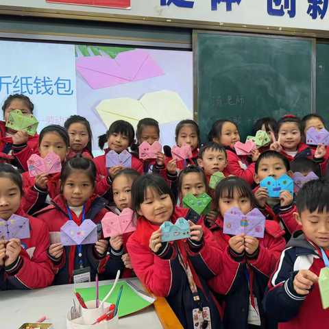 赫山二小2307班3月份习劳课小结