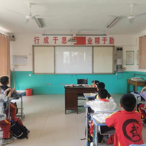 青县金牛镇李二庄小学“童心明德”主题活动