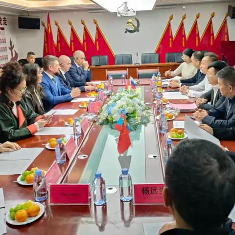 “大宗平台宁夏建筑建材跨境交易前置仓”揭牌仪式