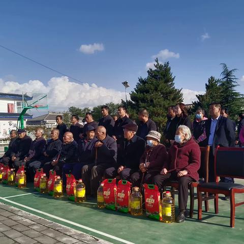 旬邑：九九重阳敬老情•平安关爱伴你行