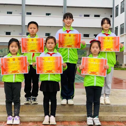 文明在心，礼仪在行——过埠中心小学3月份“文明礼仪之星”活动纪实