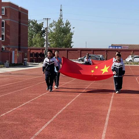 激扬青春展风采，逐梦赛场燃激情——辛庄镇中心校举行第三届小学生阳光运动会