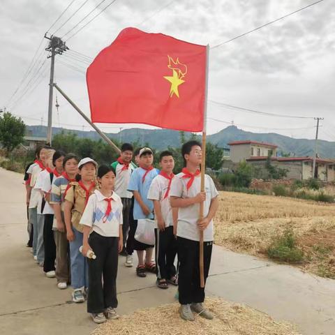 不忘革命先烈 传承红色基因 ——党屯小学爱国主义教育记录