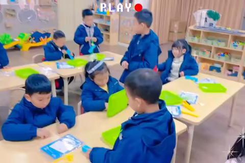 光合森林康桥幼儿园大班三月科学汇报