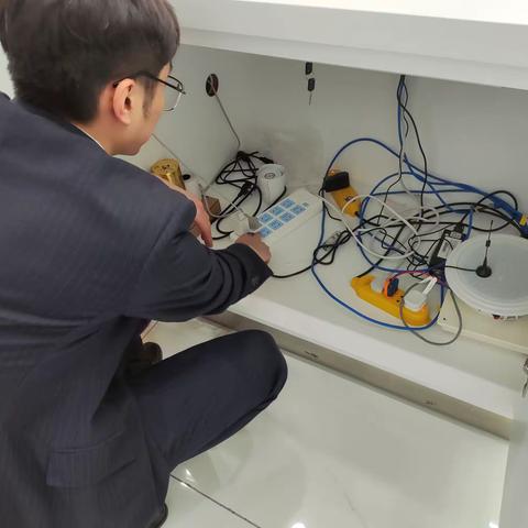 泾川支行周安全自查