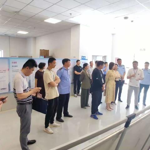 西安市市场监督管理局副局长王小青带队督导调研沣东新城食品安全工作