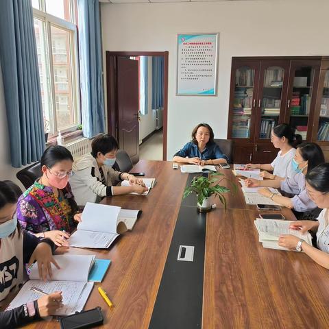 暮春渐远初夏来  最美人间五月天  记长庆二中初中英语组教研活动