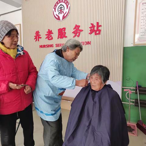 【鄠户爱 志愿行】爱心义剪进社区，贴心服务暖人心