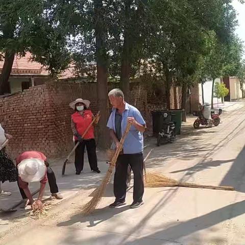 “环境卫生同治理 共驻共建共携手”专项整治行动