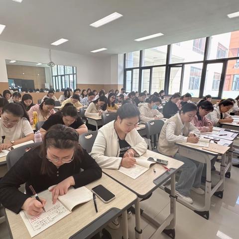 “教”海过往为序章 “研”路俯拾皆芬芳——记新城实验小学古城校区语文教研