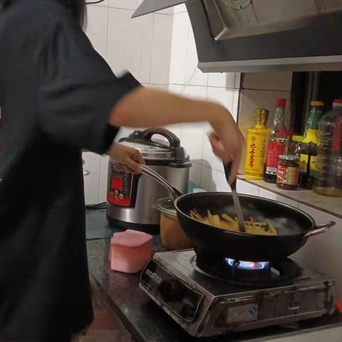 五个维度（炒菜）高一13 方起格