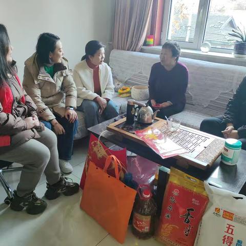 金蛇献瑞 书香迎春 ---石家庄市井陉矿区开展2025年“迎新春送温暖”活动