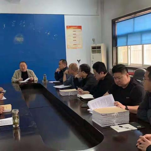 局领导谢小东召开行政处罚案卷质量提升会