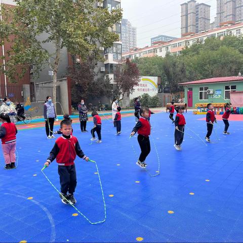 盛世华庭幼儿园《我运动 我健康》跳绳比赛