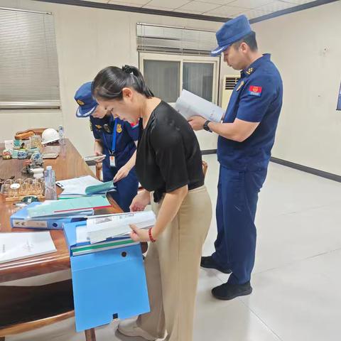 秦汉大队集中开展夜查行动 筑牢辖区安全防线