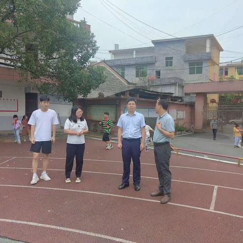 携手同行，共护学生安全——芦溪乡人民政府到芦溪乡小学督察纪实