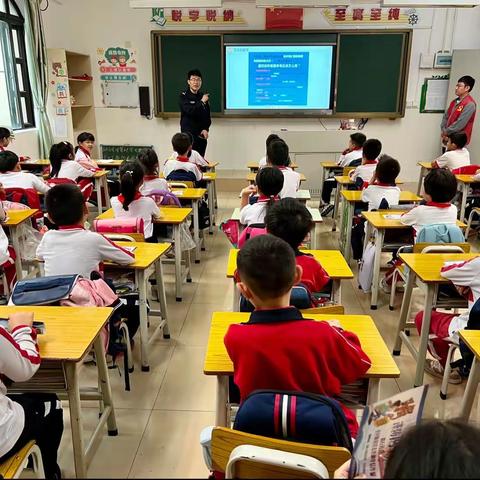 第四中学在格尔木市首届“反诈同心 你我同行”活动中喜获佳绩