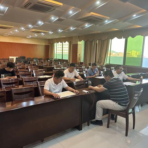 县生态环境局土壤室召开“久拖不结”项目专题研究会议