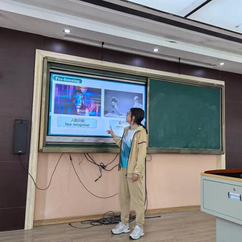 英语教研组第二次教研活动：探索AI在教学中的应用