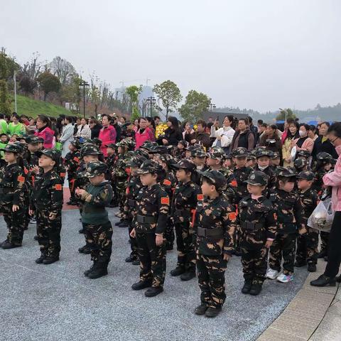 株洲市国防教育示范幼儿园——清明节缅怀革命先辈活动（杨得志故居）